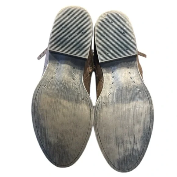 Very G Booties Slip On Side Zipper Closure Tan Womens Size 11 - Picture 9 of 13